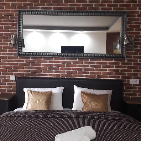 Mini Hotel On Demiivska Κίεβο Εξωτερικό φωτογραφία